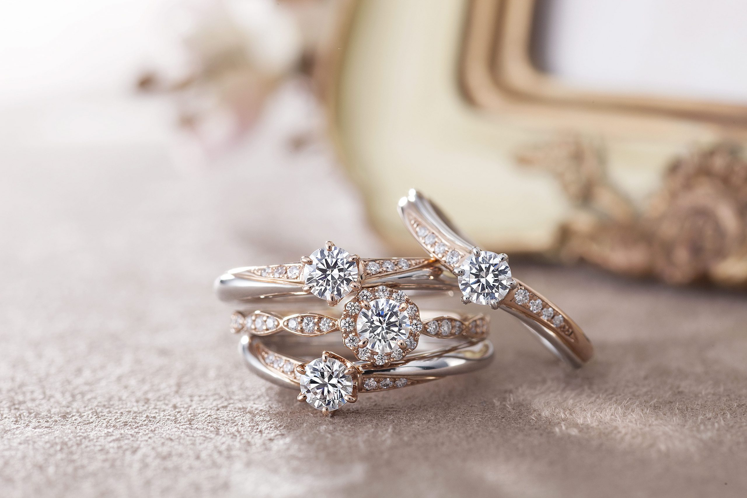 婚約指輪（エンゲージリング）を深く知ってみませんか？